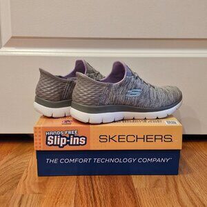 Skechers Hands Free Slip-ins